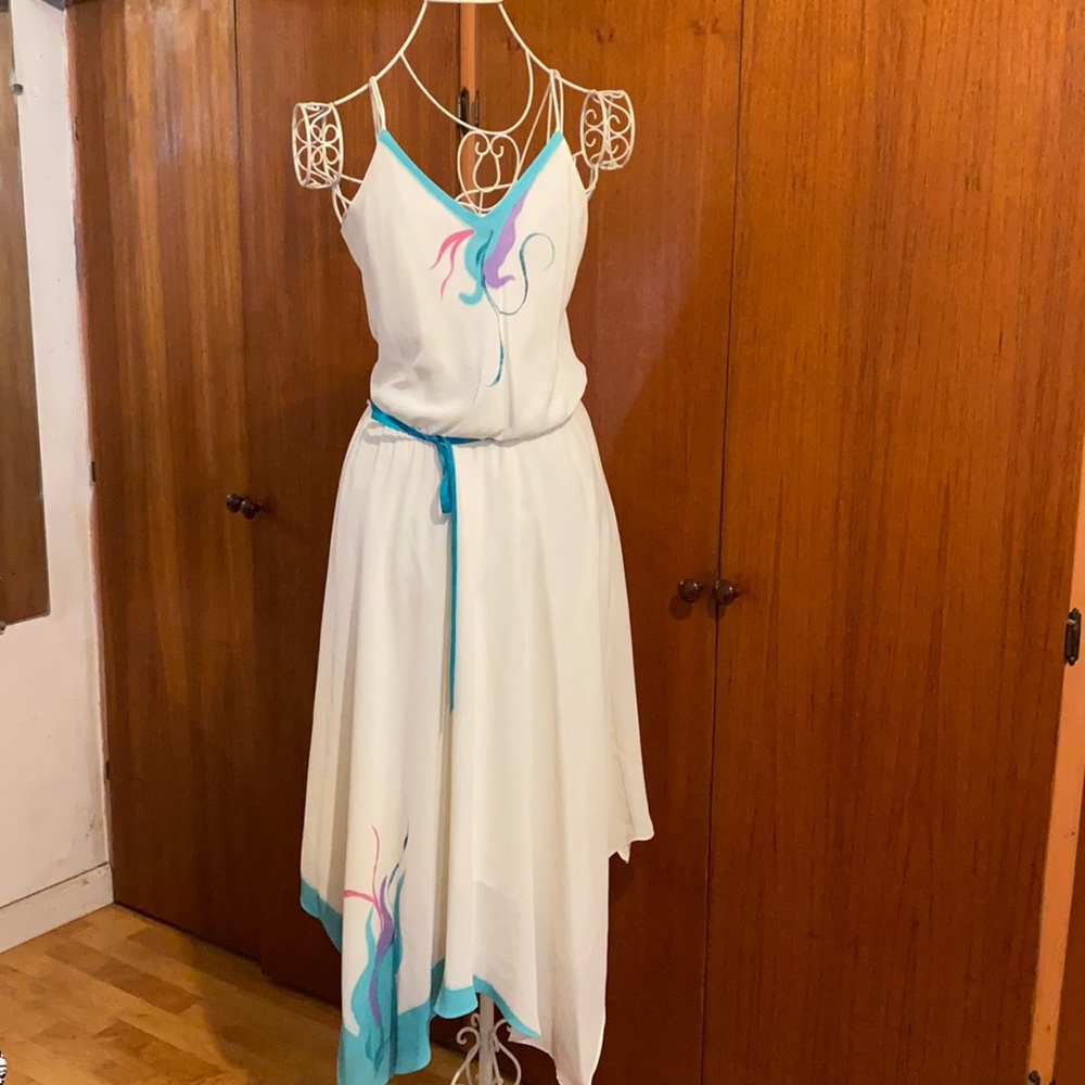 Authentically Vintage Flowy Dreds